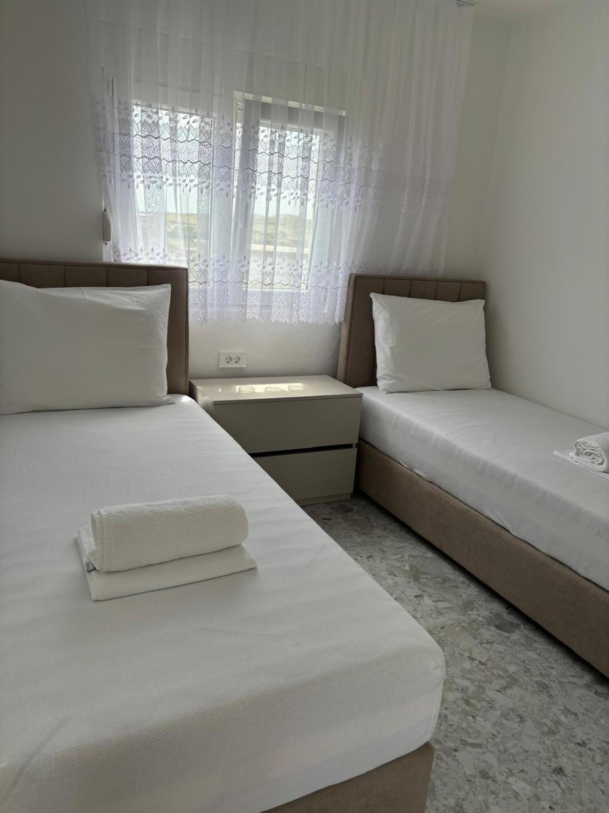 Apartments B&B Povljana Exterior photo